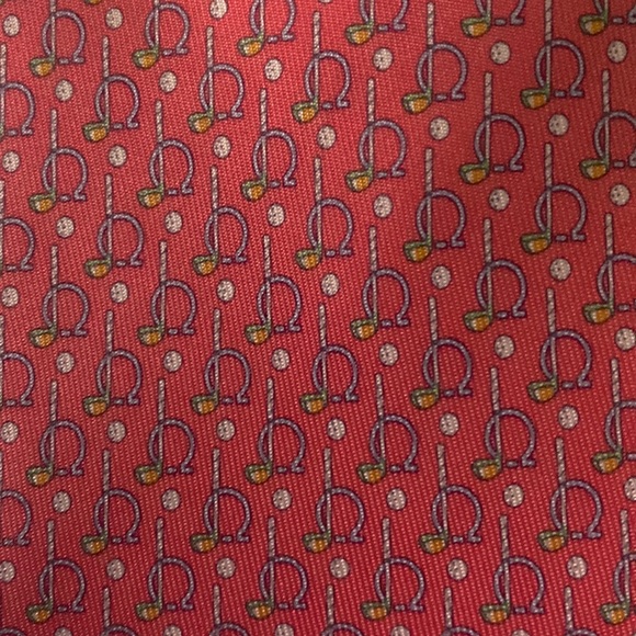 SALVATORE FERRAGAMO Salmon Silk Tie - Picture 2 of 3